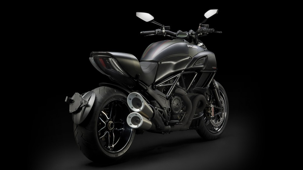 Diavel Carbon