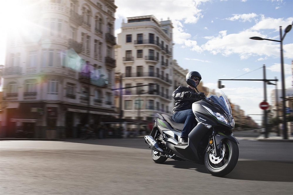 J 125 Special Edition