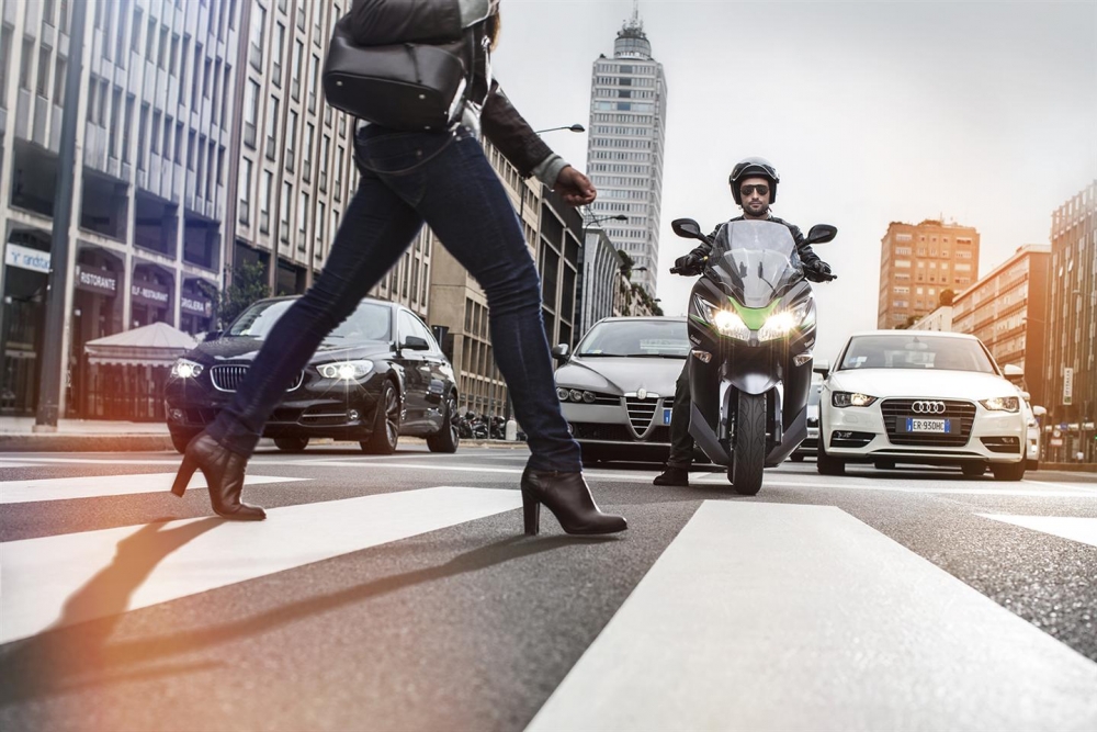 J 300 Special Edition