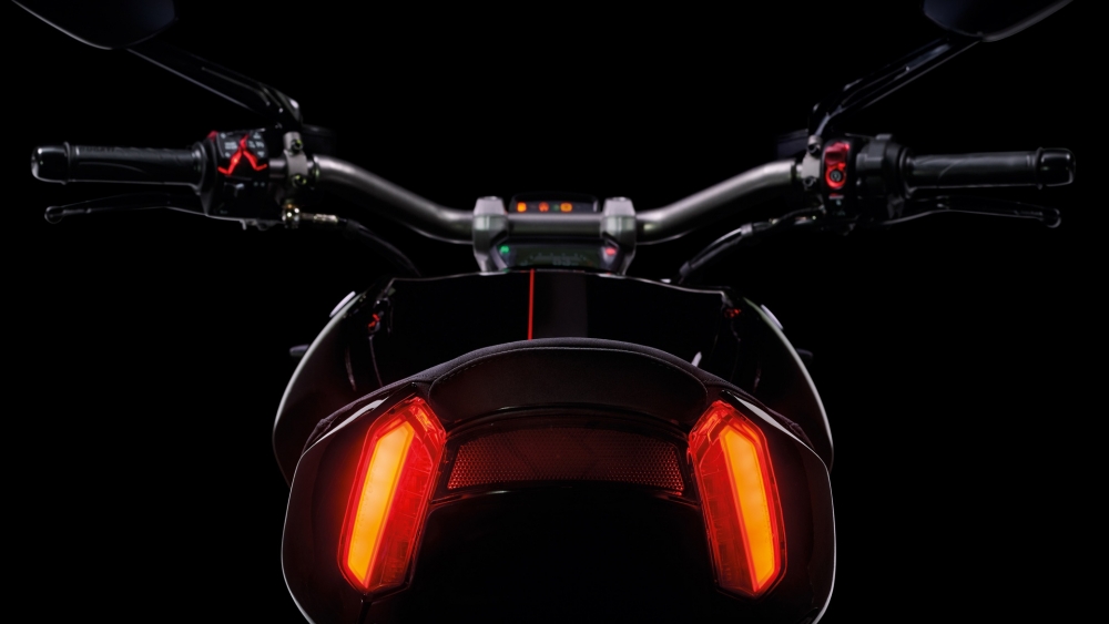 XDiavel  S 