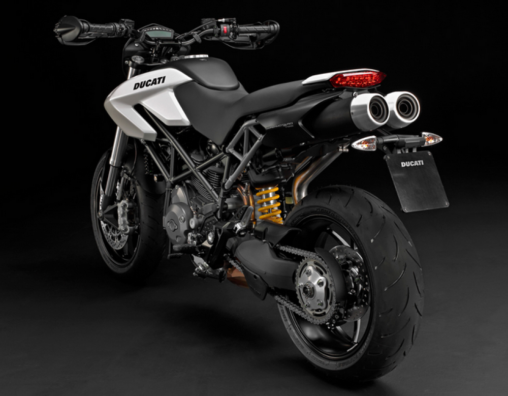 Hypermotard 796