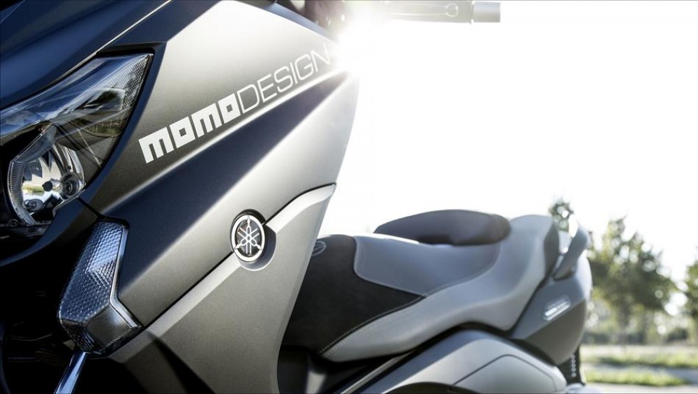 X-MAX 250 MOMODESIGN