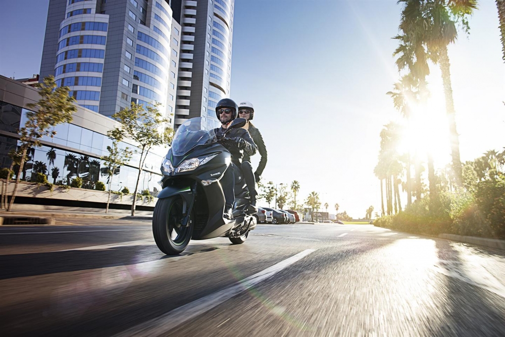 J 125 Special Edition