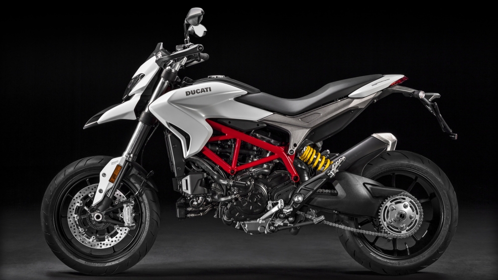 Hypermotard 939
