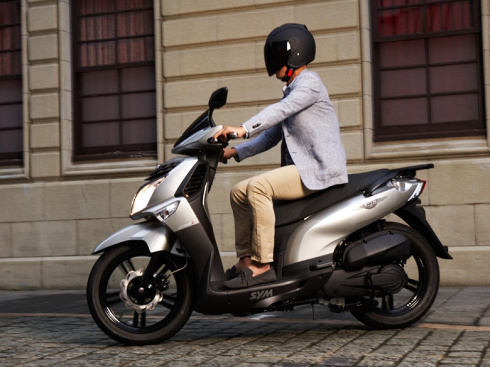 HD2 200i