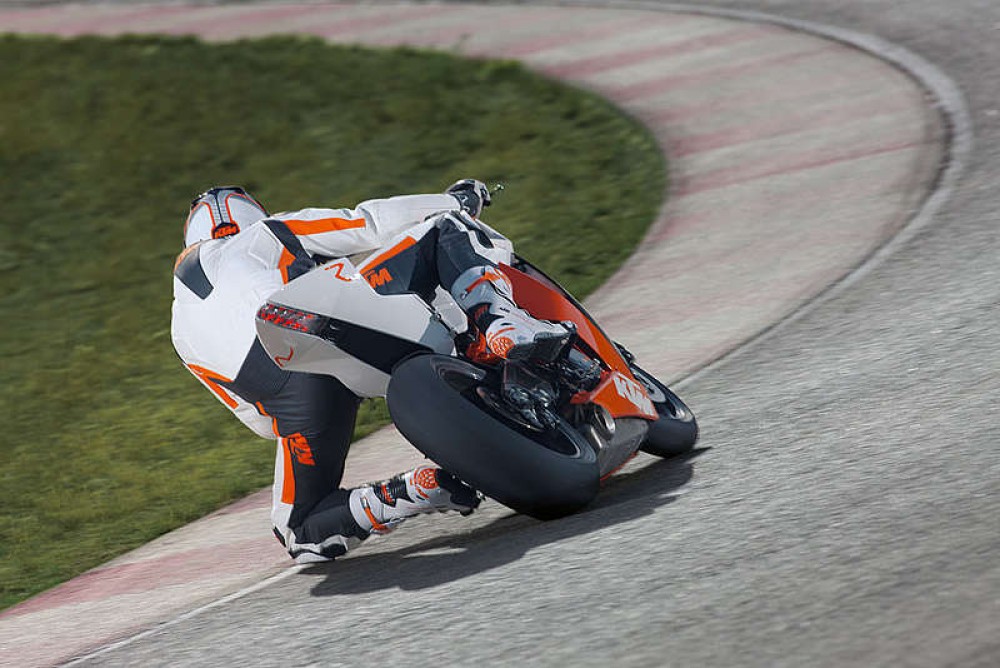 1190 RC8 R