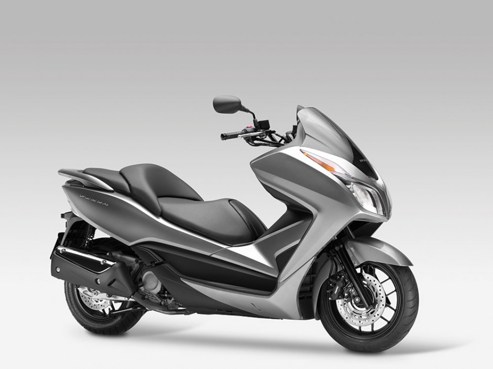 2015 Honda NSS300 Forza Tanıtımı | motorcular.com