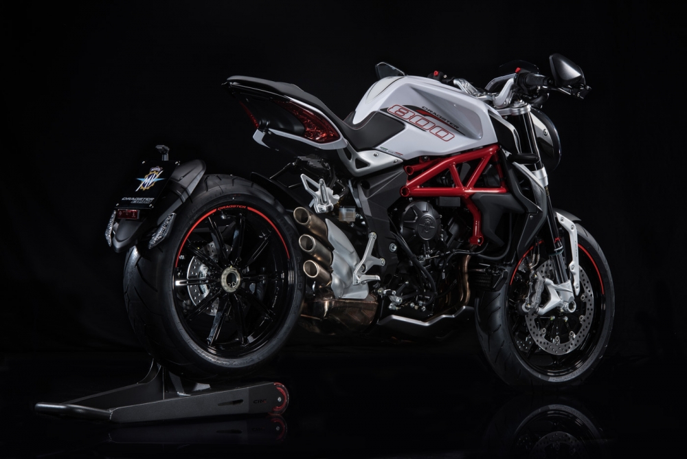 Brutale Dragster 800