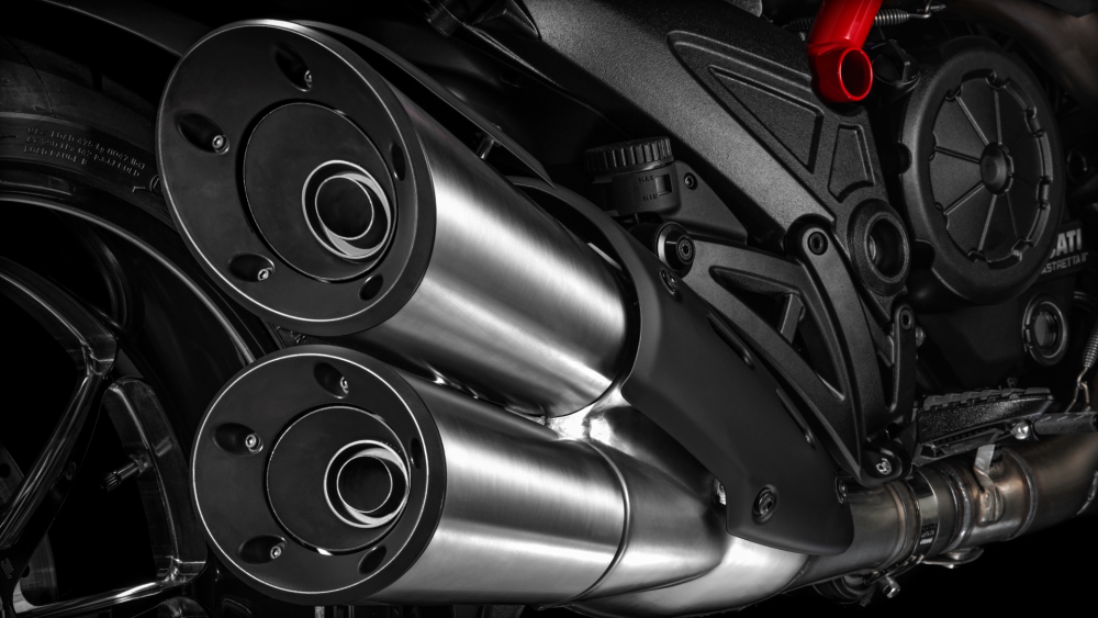 Diavel Carbon