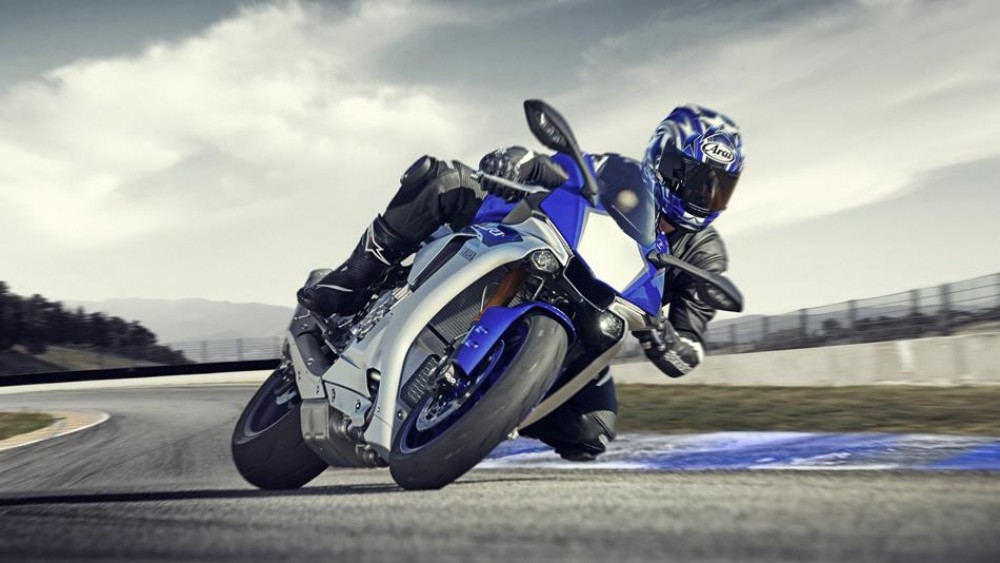 YZF R1