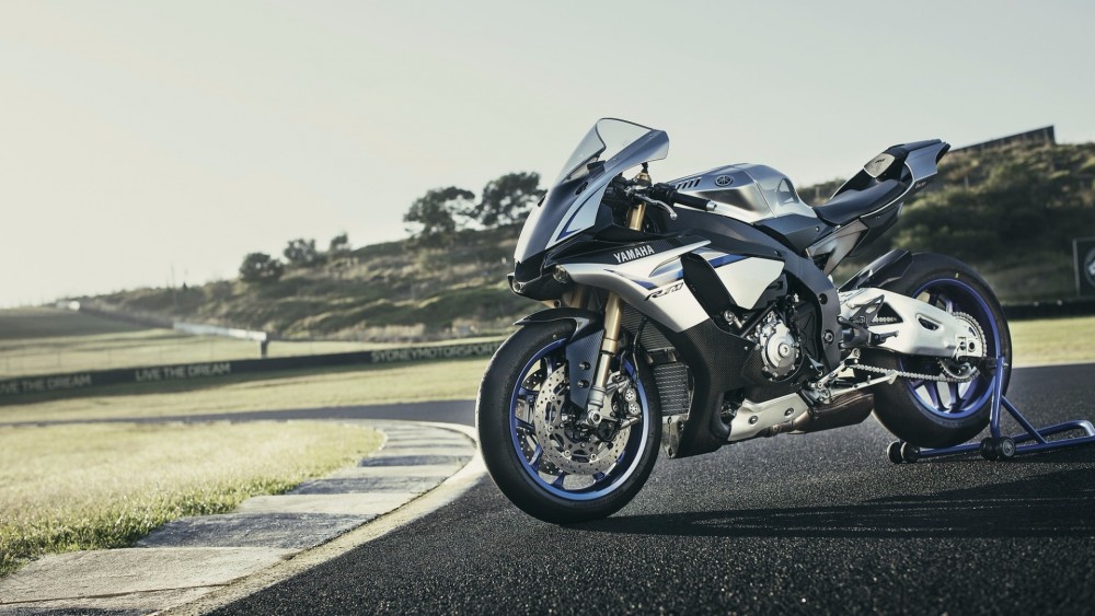 YZF R1M