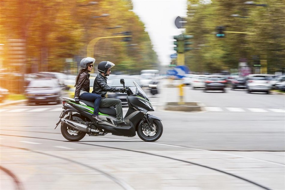 J 300 Special Edition