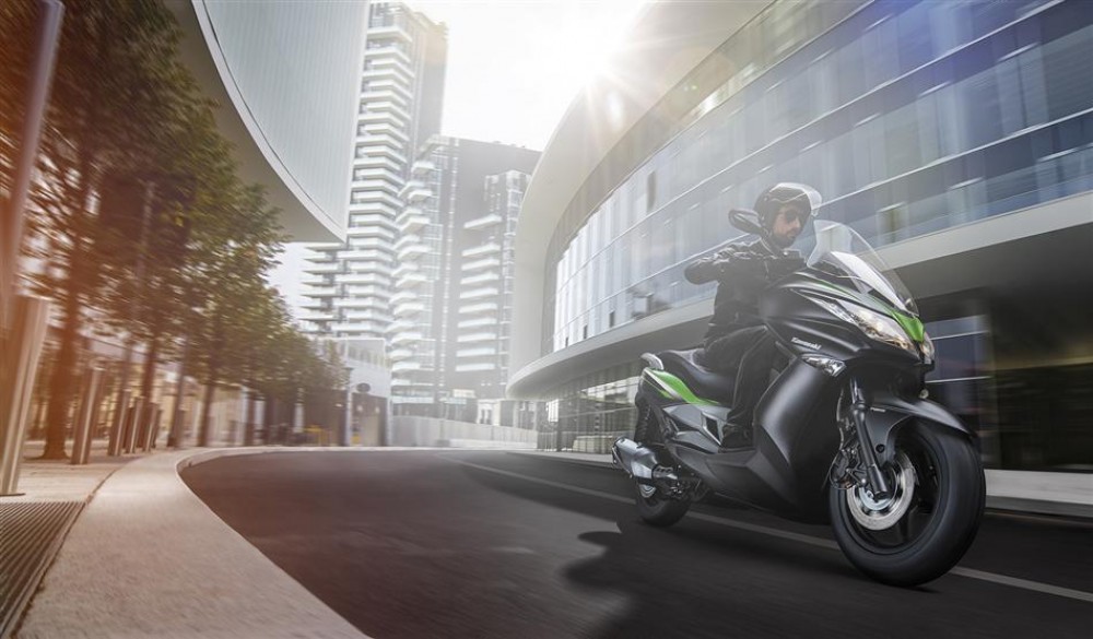 J 300 Special Edition