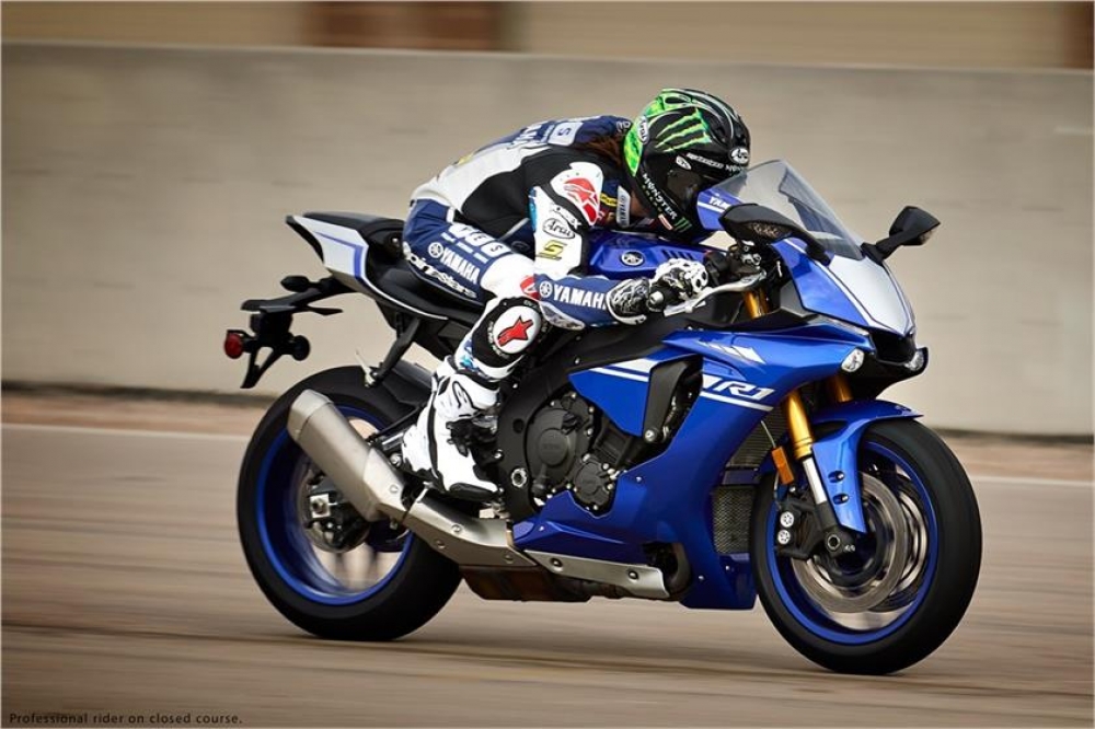 YZF R1