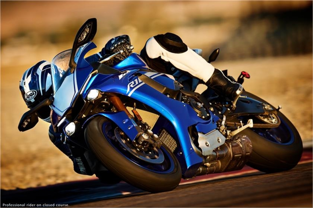 YZF R1