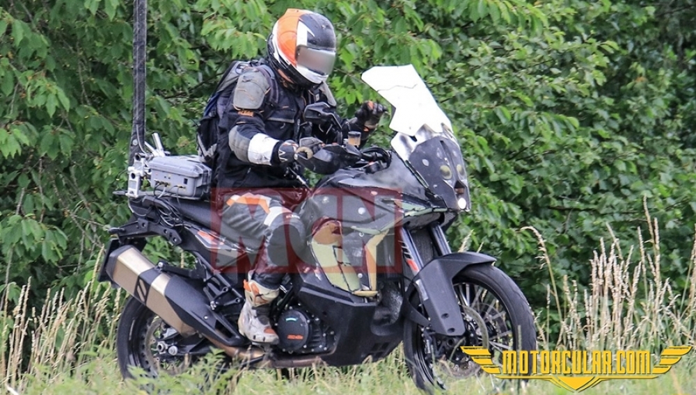 KTM 1090 Güncelleniyor