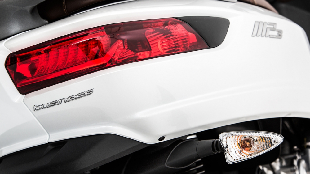 MP3 300 Sport LT ABS E4