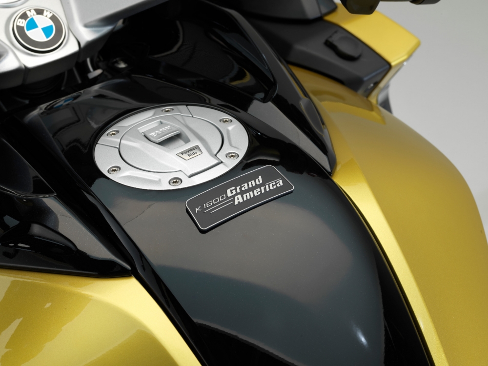 K 1600 Grand America