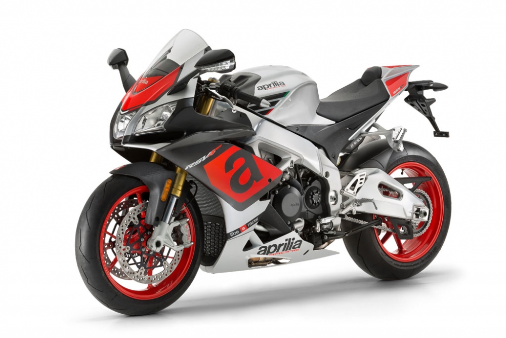 2017 Aprilia RSV4 RR 1000 Tanıtımı