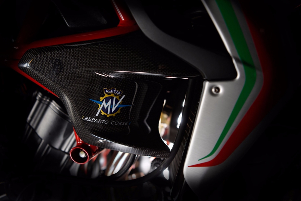 Brutale 800 Dragster RC