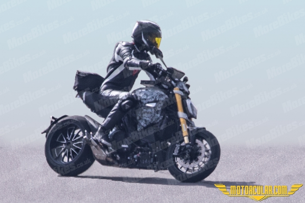 Yeni Ducati Diavel Görüntülendi