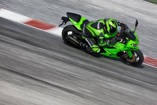 2016 Kawasaki Ninja ZX-6R Tanıtımı | motorcular.com
