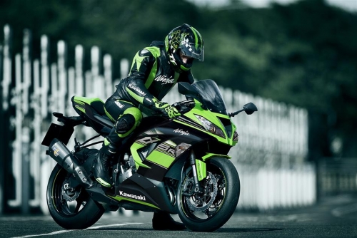 2016 Kawasaki Ninja ZX-6R 636 Tanıtımı | motorcular.com