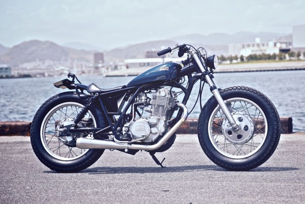 Yamaha SR400 Custom