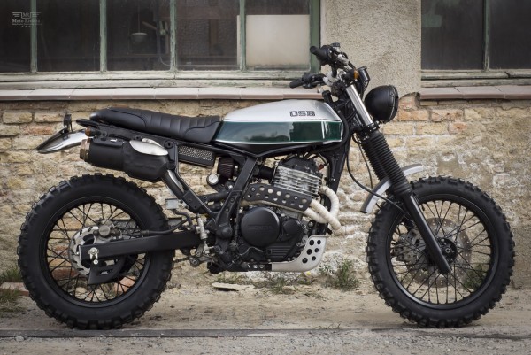 Honda NX650 Dominator