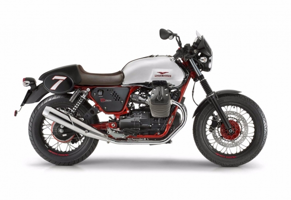 Moto Guzzi V7 Racer  2012