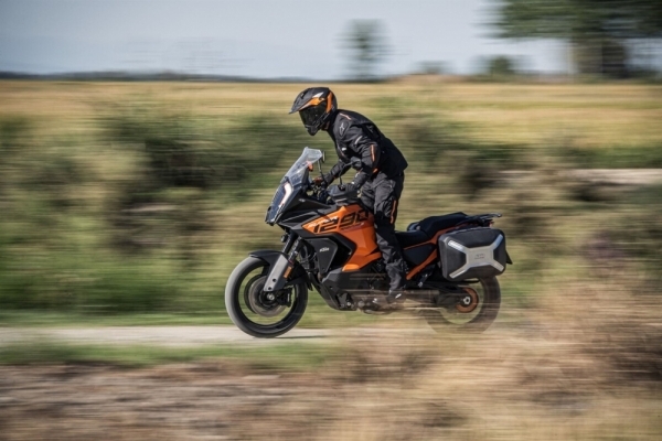  2023  KTM 1290 Super Adventure S 