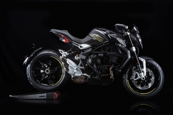 2016 MV Agusta Brutale Dragster 800