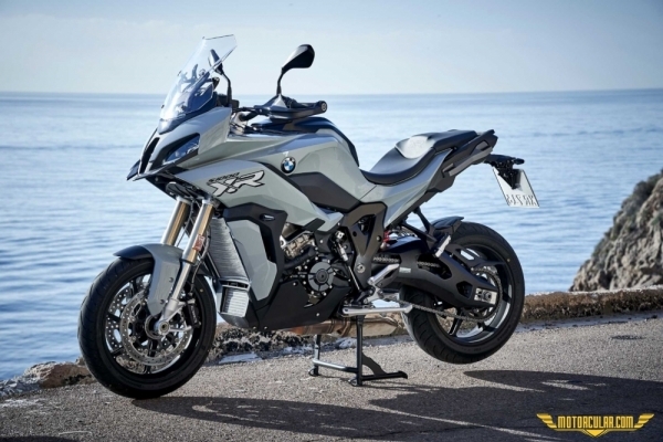 S1000XR