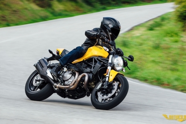 DucatiDucati'den Yeni Monster 821