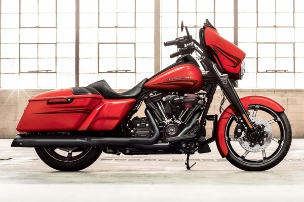 2017 Harley-Davidson Street Glide Special