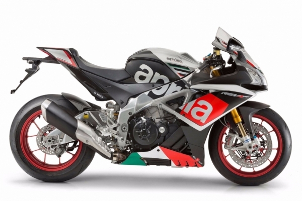 2016 Aprilia RSV4 RF 1000