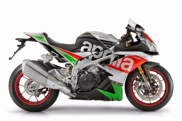 2017 Aprilia RSV4 RF 1000