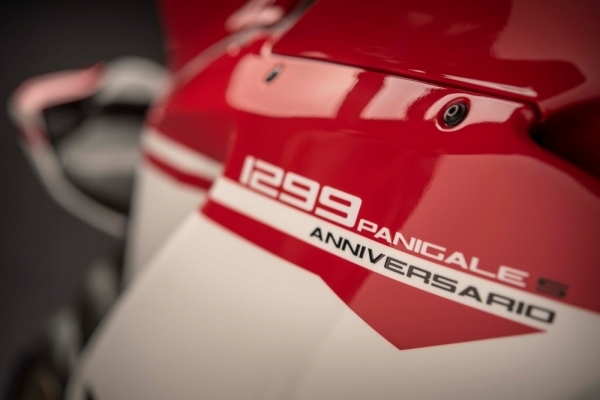 2017 Ducati 1299 Panigale S Anniversario