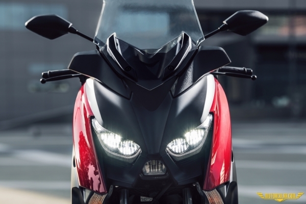 Yamaha X-MAX 125 2018