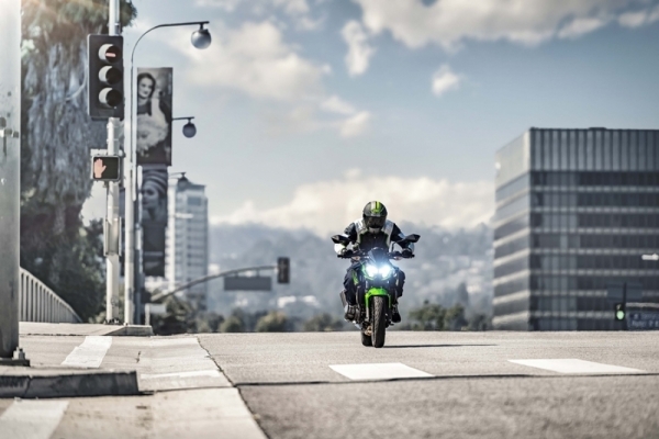 2019 Kawasaki Z400 Tanıtıldı