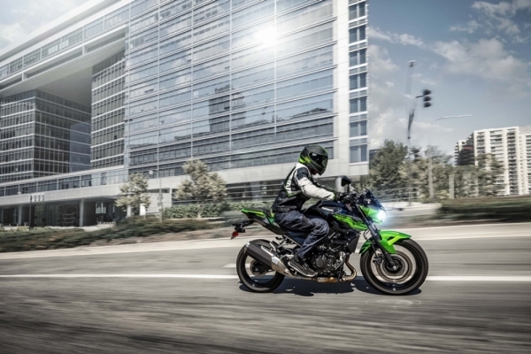 2019 Kawasaki Z400 Tanıtıldı