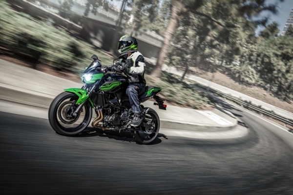 2019 Kawasaki Z400 Tanıtıldı