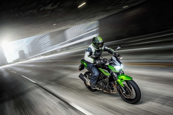 2019 Kawasaki Z400 Tanıtıldı