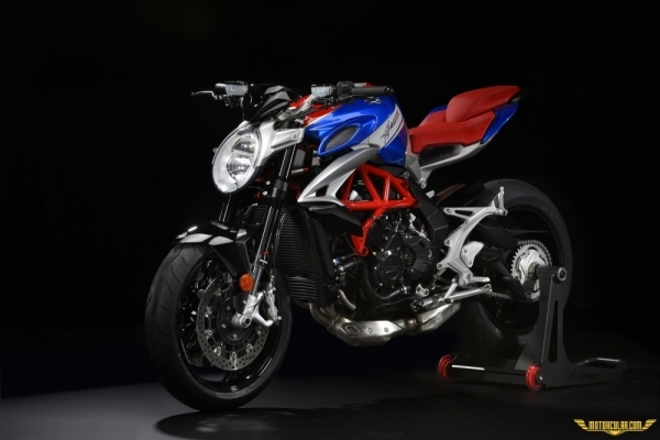 MV Agusta Brutale 800