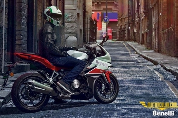 Benelli 302R 2018