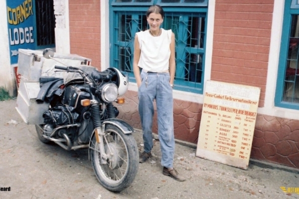 Motosikletle Dünya Turu Atan İlk Kadın, Elspeth Beard