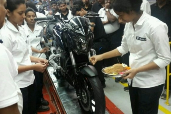 Bajaj Dominar 400