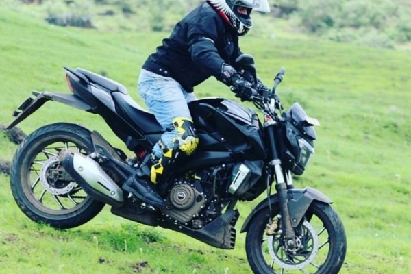 Bajaj Dominar 400