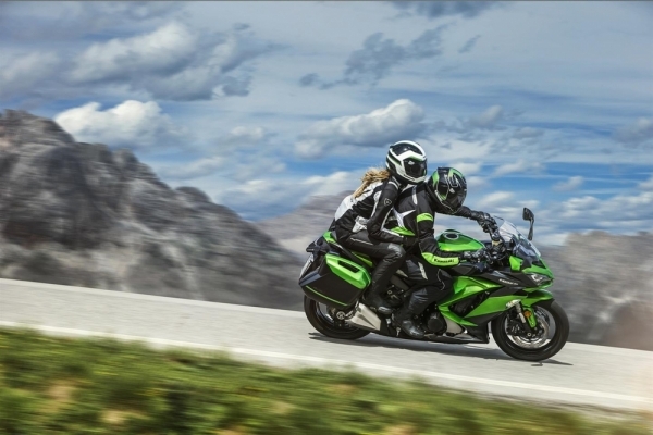 Kawasaki 2017 Z1000SX