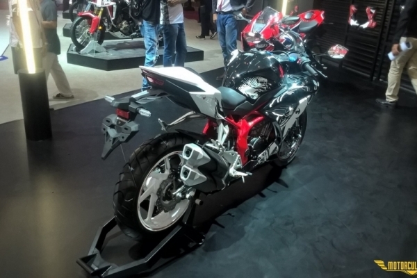 Honda CBR250RR Special Edition